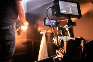 Behind,The,Scenes,Of,Filming,Films,Or,Video,Products,And